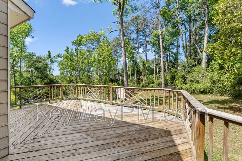 792 Greenwood Drive - Chanticleer property image