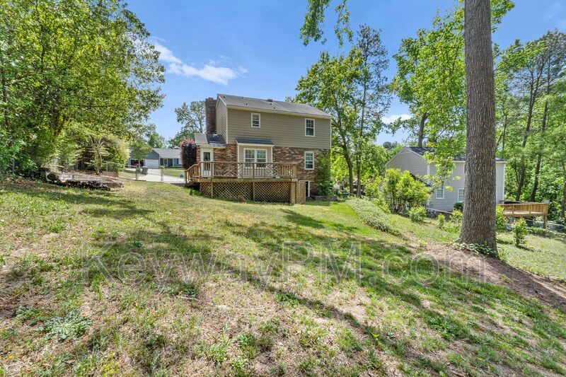 792 Greenwood Drive - Chanticleer property image