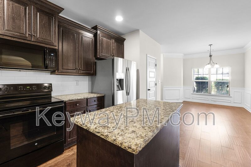 5370 Bull Street - Elderberry property image