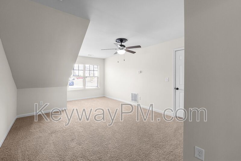 5370 Bull Street - Elderberry property image