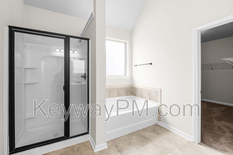 5370 Bull Street - Elderberry property image