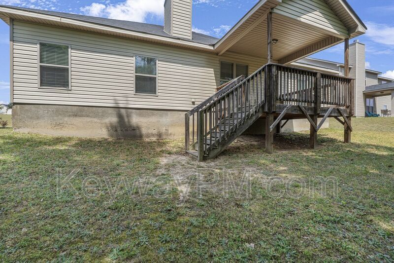 5370 Bull Street - Elderberry property image