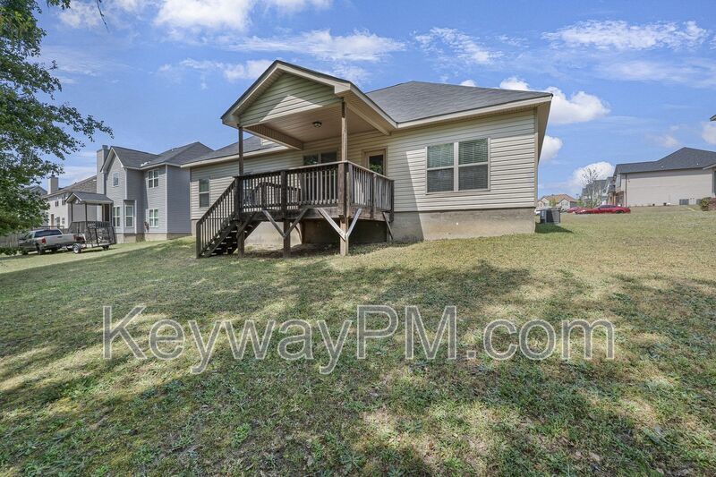5370 Bull Street - Elderberry property image