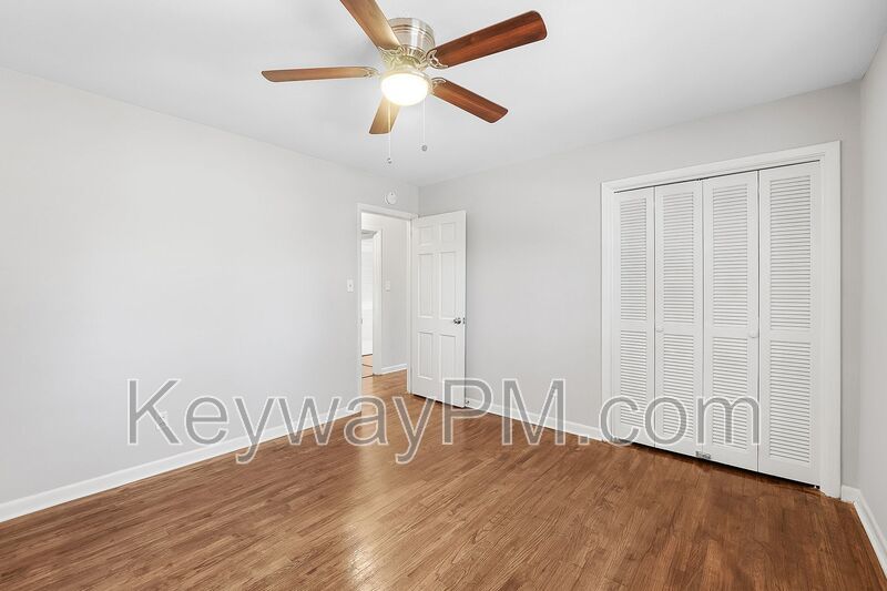 622 Canterbury Drive - Brynwood property image