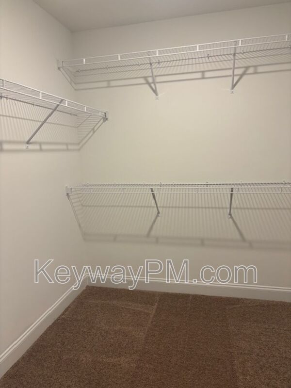 3015 Venetian Drive- Village Square property image