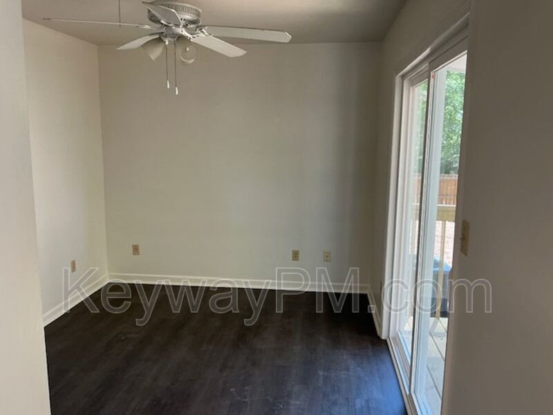 3204 North Wimbledon - Forest Hills Racquet Club property image