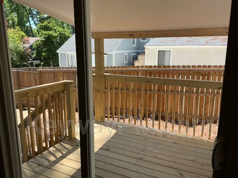 3204 North Wimbledon - Forest Hills Racquet Club property image
