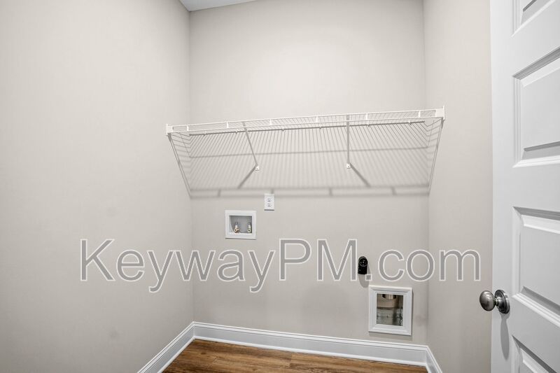 2106 Denmark Ave-Miller Landing property image