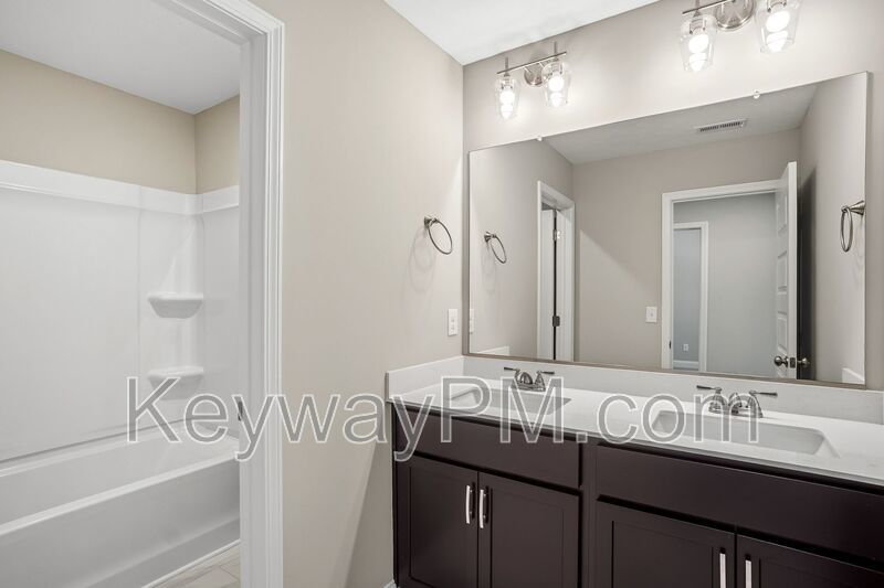 2106 Denmark Ave-Miller Landing property image
