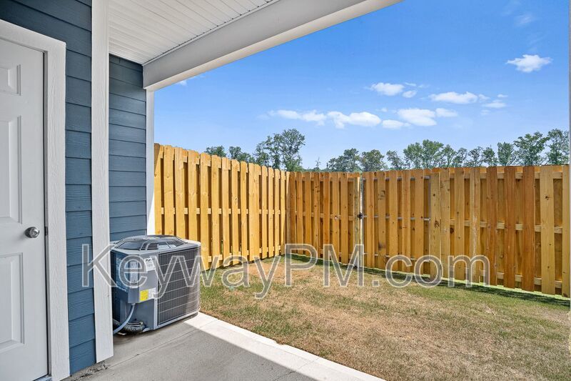 2106 Denmark Ave-Miller Landing property image
