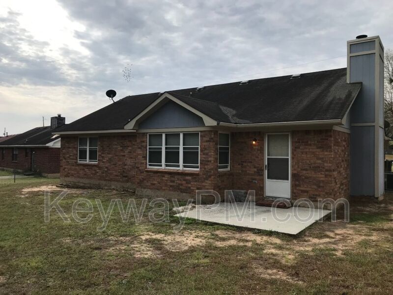 3443 Linderwood Drive - Pepperidge Subdivision property image