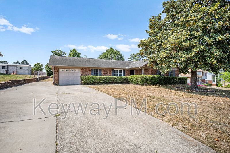 3420 Linderwood Drive-Pepperidge property image