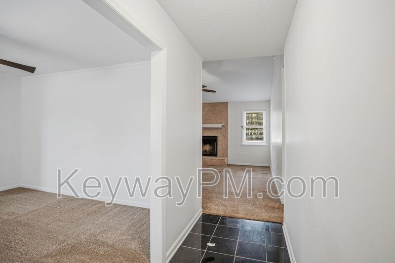 3420 Linderwood Drive-Pepperidge property image