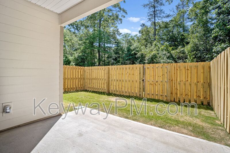 3045 Venetian Drive- Village Square property image
