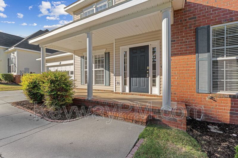 925 Sawbuck Way - Hamilton Village property image