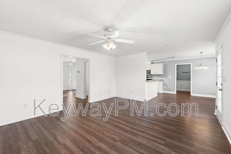 925 Sawbuck Way - Hamilton Village property image