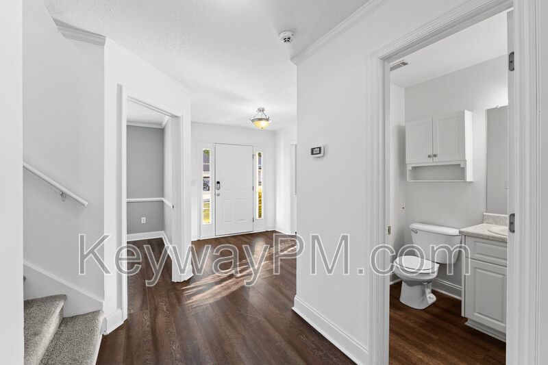 925 Sawbuck Way - Hamilton Village property image
