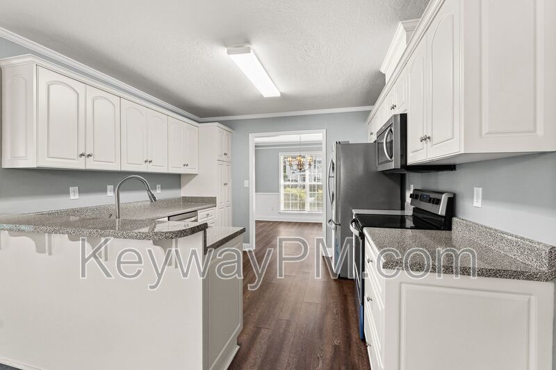 925 Sawbuck Way - Hamilton Village property image