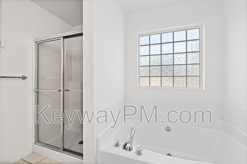 925 Sawbuck Way - Hamilton Village property image