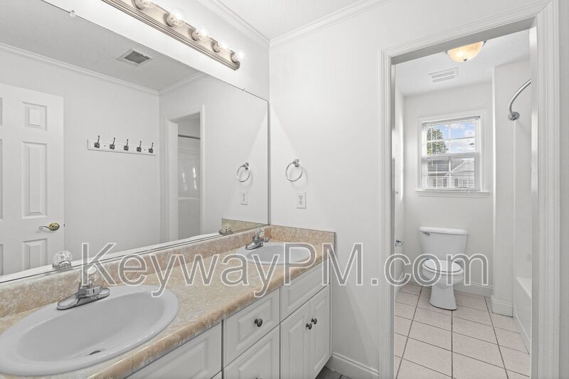 925 Sawbuck Way - Hamilton Village property image