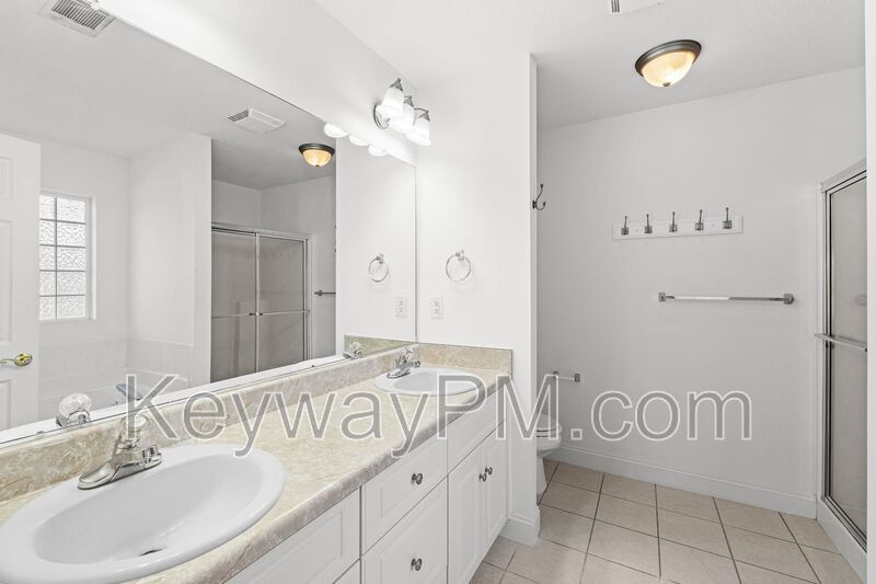 925 Sawbuck Way - Hamilton Village property image
