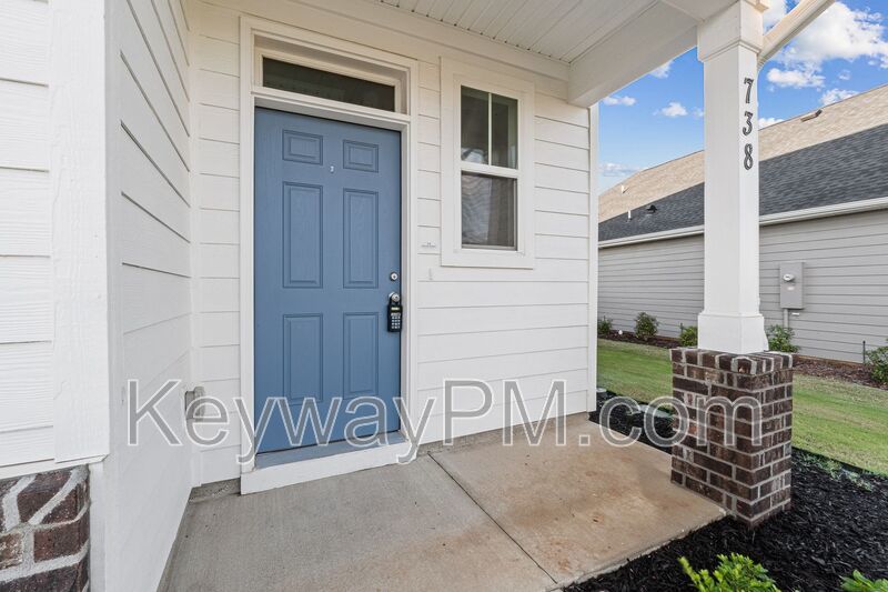738 Woodvine Drive Road - Tillery Park property image