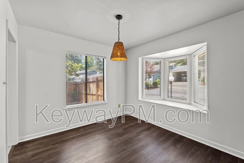 3204 North Wimbledon - Forest Hills Racquet Club property image