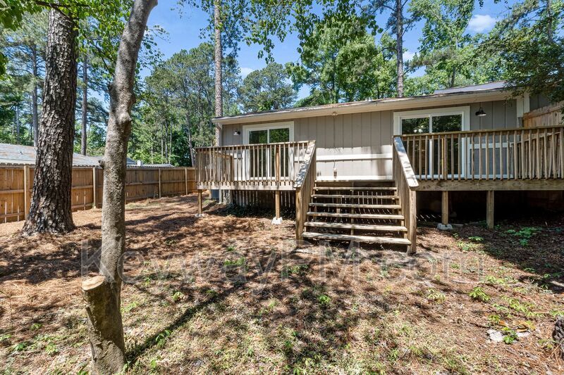 3204 North Wimbledon - Forest Hills Racquet Club property image