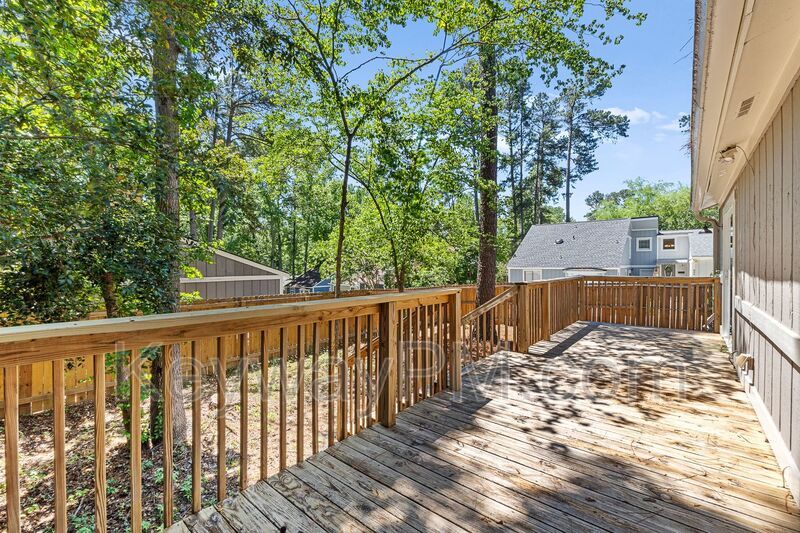 3204 North Wimbledon - Forest Hills Racquet Club property image
