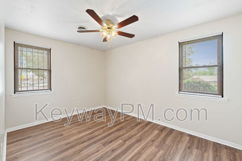 4537 Shawnee Road - property image