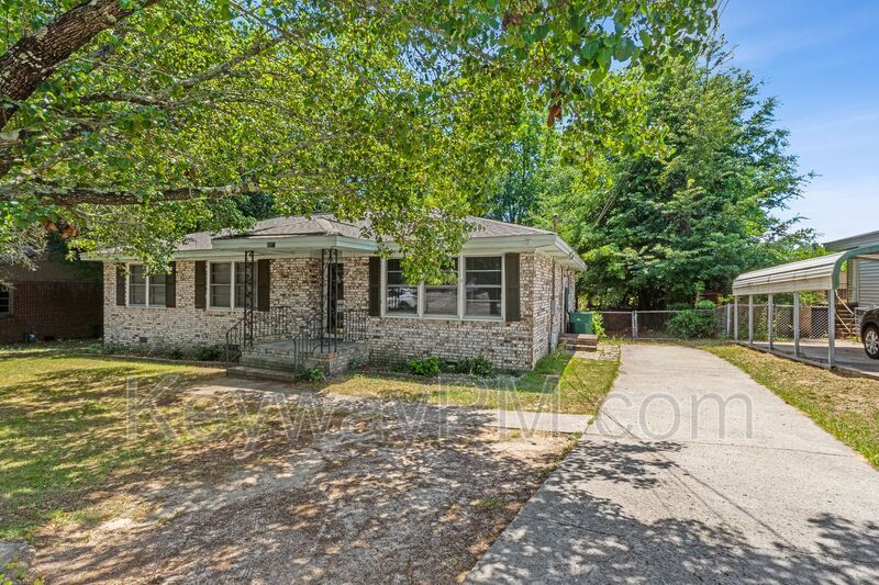3301 Westmont Drive - Westmont property image