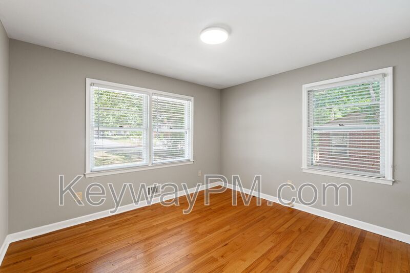 3301 Westmont Drive - Westmont property image