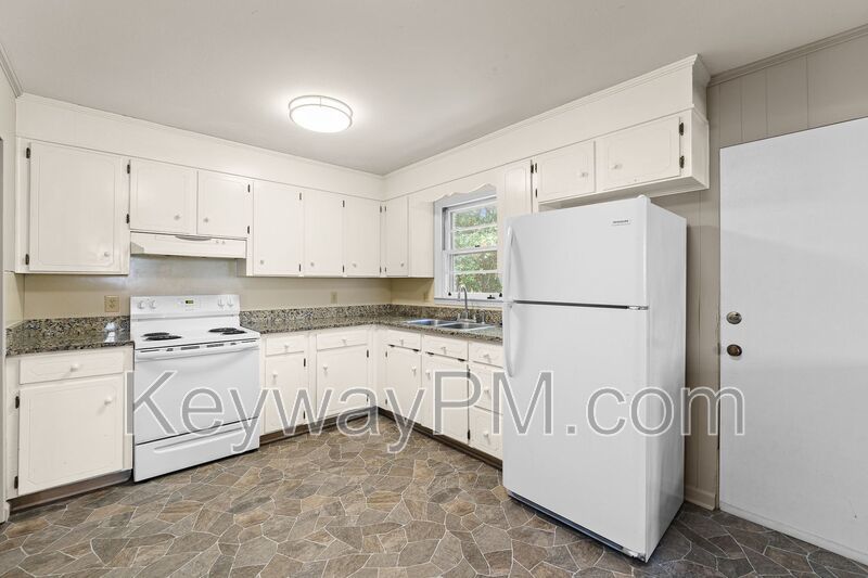 3301 Westmont Drive - Westmont property image