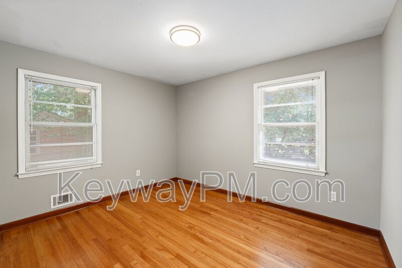 3301 Westmont Drive - Westmont property image