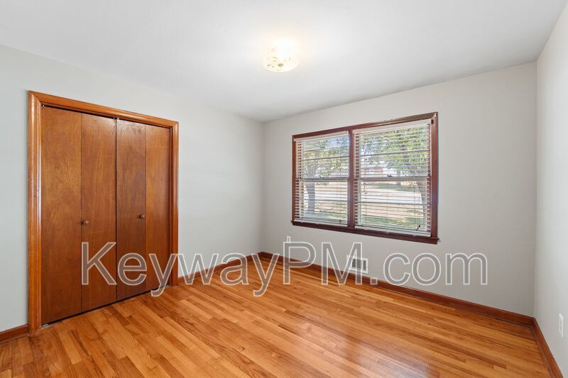 3301 Westmont Drive - Westmont property image