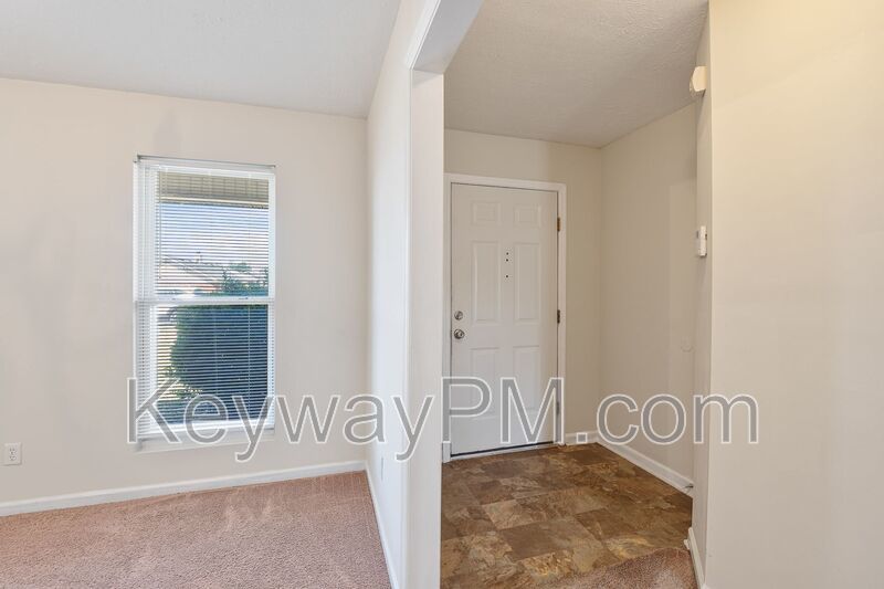 3325 Hamden Street - Pepperidge property image