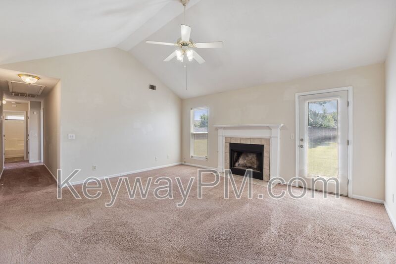 3325 Hamden Street - Pepperidge property image
