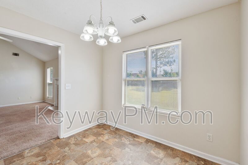 3325 Hamden Street - Pepperidge property image