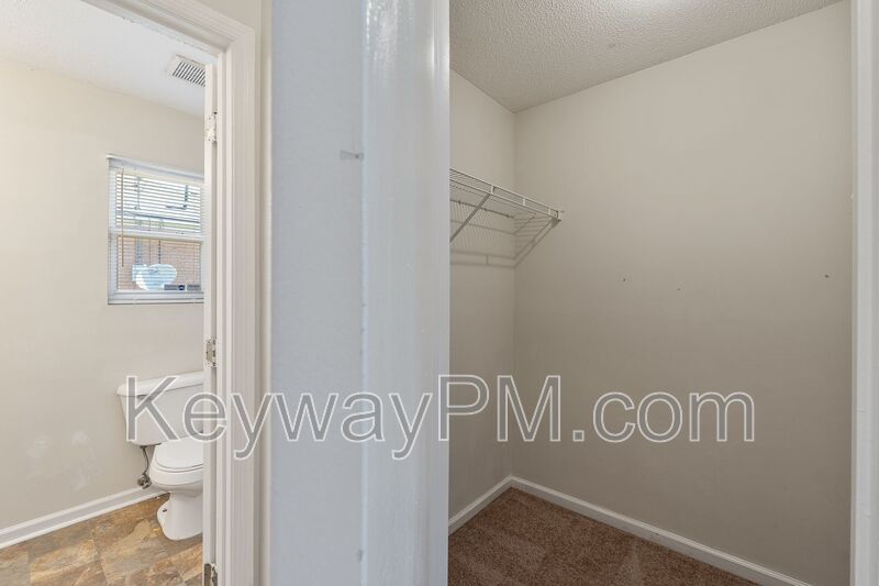 3325 Hamden Street - Pepperidge property image