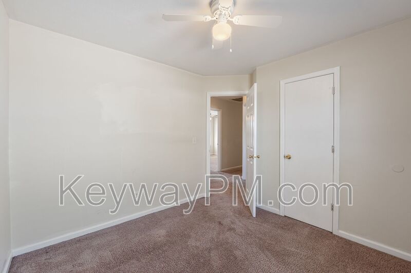 3325 Hamden Street - Pepperidge property image