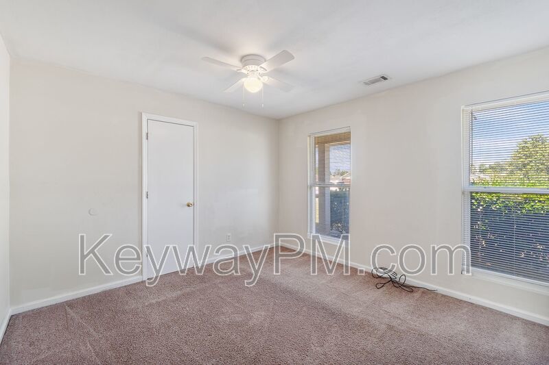3325 Hamden Street - Pepperidge property image