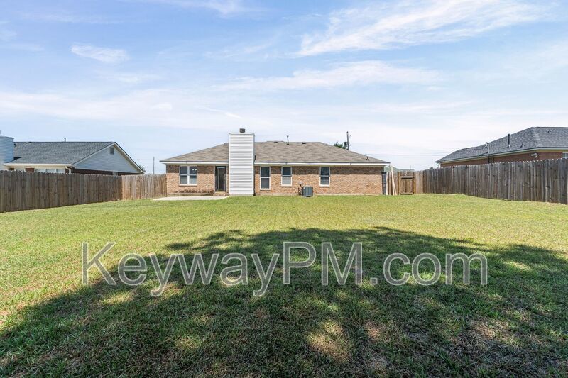3325 Hamden Street - Pepperidge property image