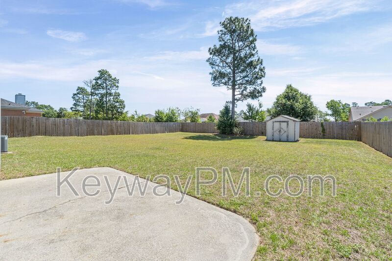 3325 Hamden Street - Pepperidge property image