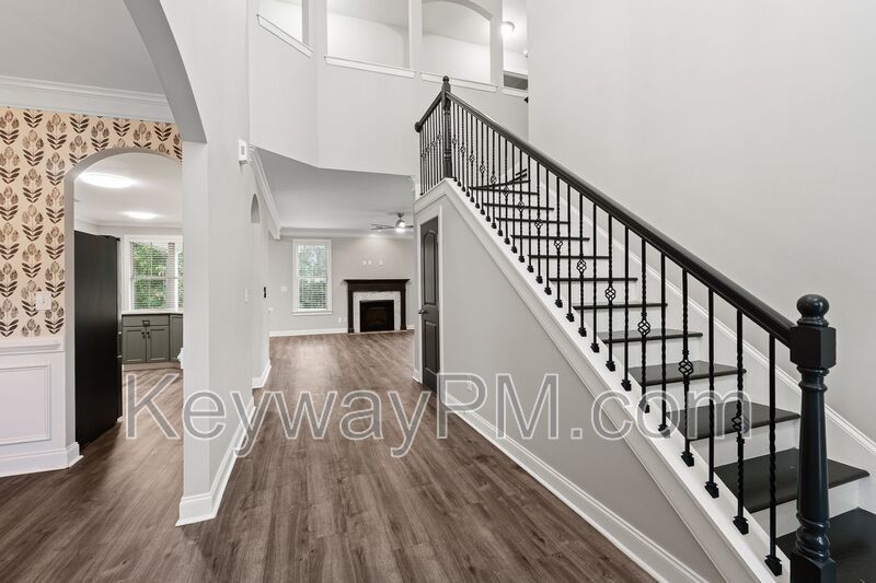 336 Amersham Way - Evans - Somerset @ Williamsburg property image