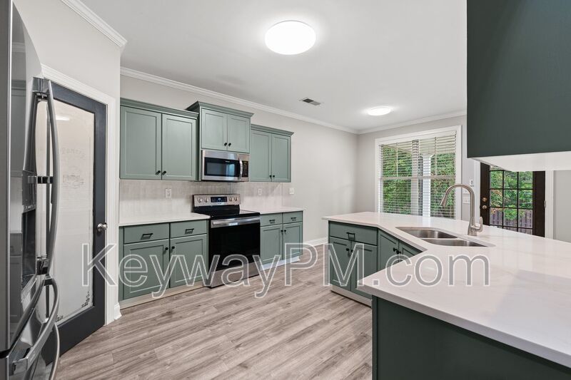 336 Amersham Way - Evans - Somerset @ Williamsburg property image