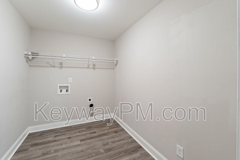 336 Amersham Way - Evans - Somerset @ Williamsburg property image