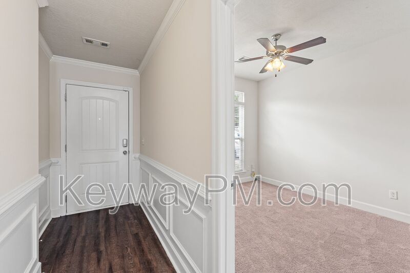 801 Trailside Court - Lakeview Commons property image