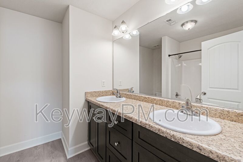 801 Trailside Court - Lakeview Commons property image