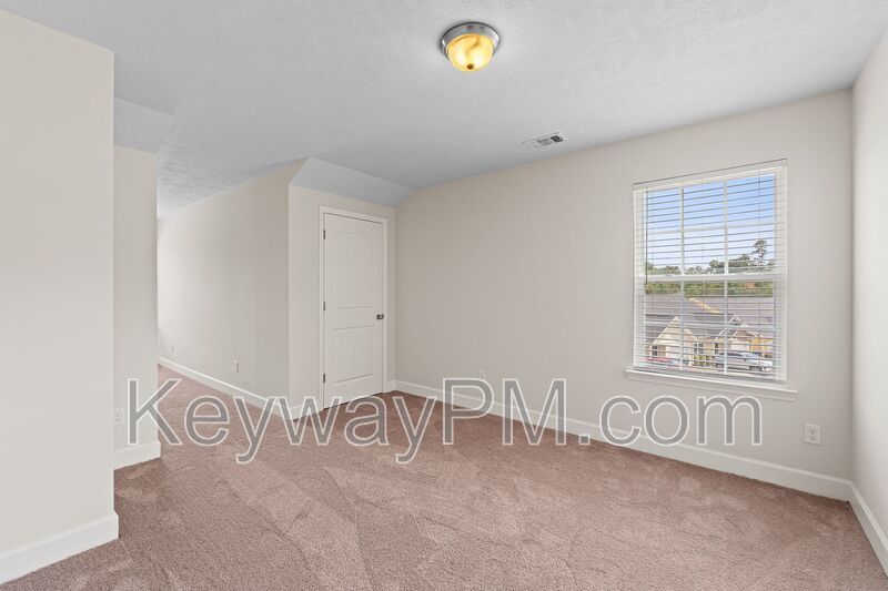 801 Trailside Court - Lakeview Commons property image