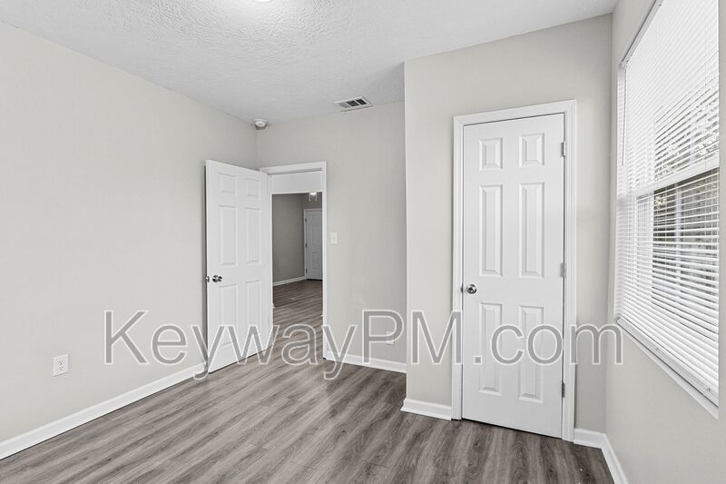 1120 dodge lane unit #10 property image